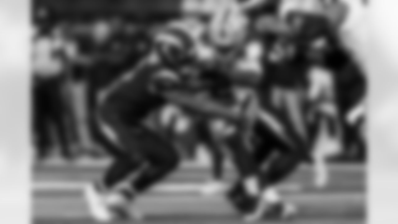 Take a look at the best photos of Chargers 2026 free agent Denzel Perryman