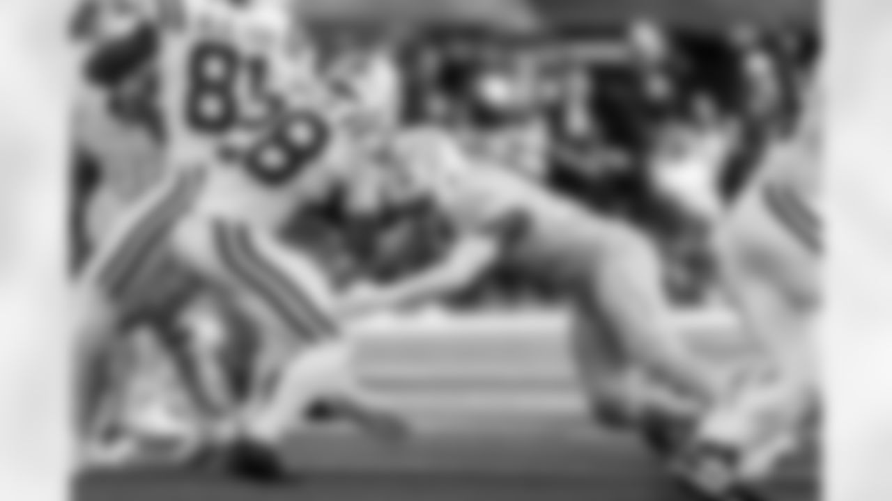 Check out the best shots from the Chargers Week 7 matchup against the Colts!