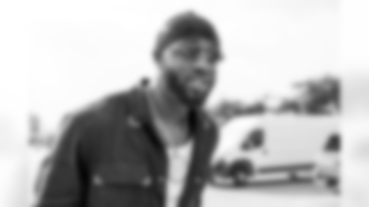 Take a look back at the best photos of the Chargers best arrival fits of the 2025 season.