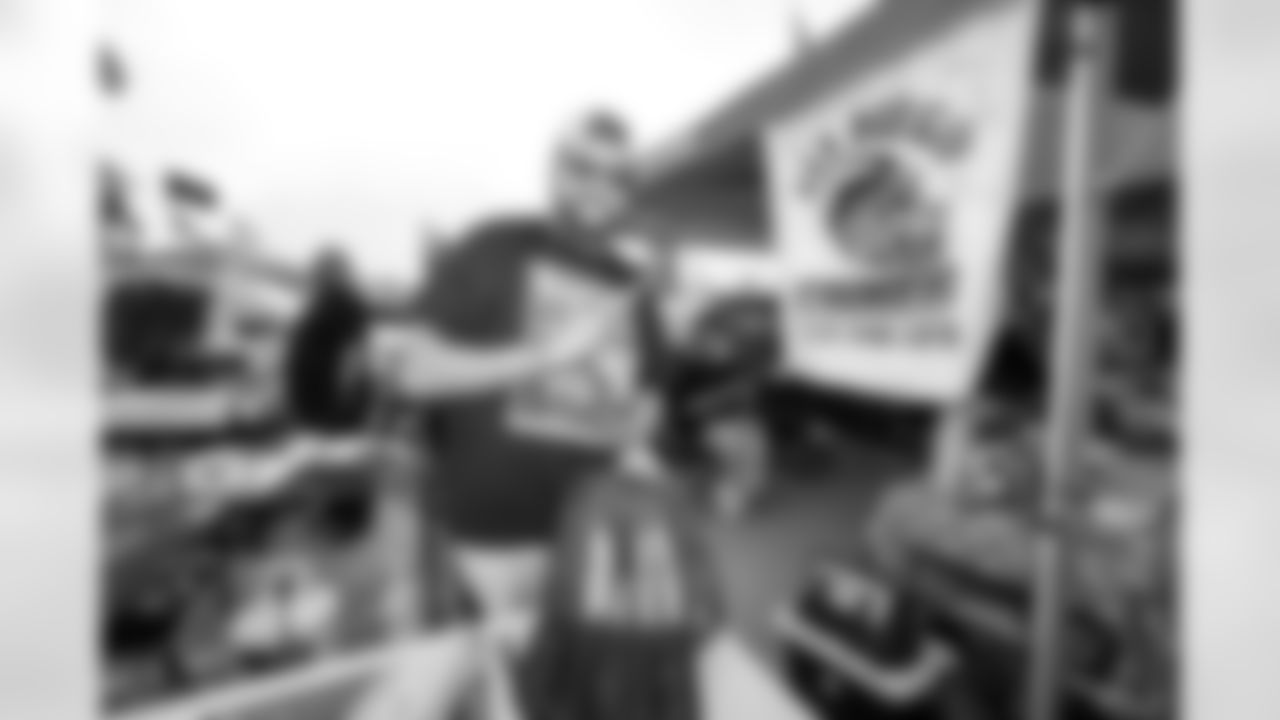 Fans joined the Bolt Fam at Pepsi Tailgate Central to get gameday ready for the Chargers' Week 13 clash with the Las Vegas Raiders.