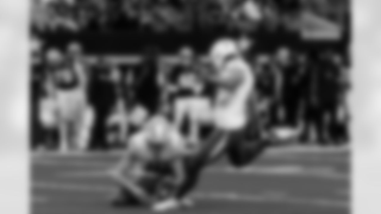 Check out the best shots from the Chargers Week 16 matchup against the Cowboys!