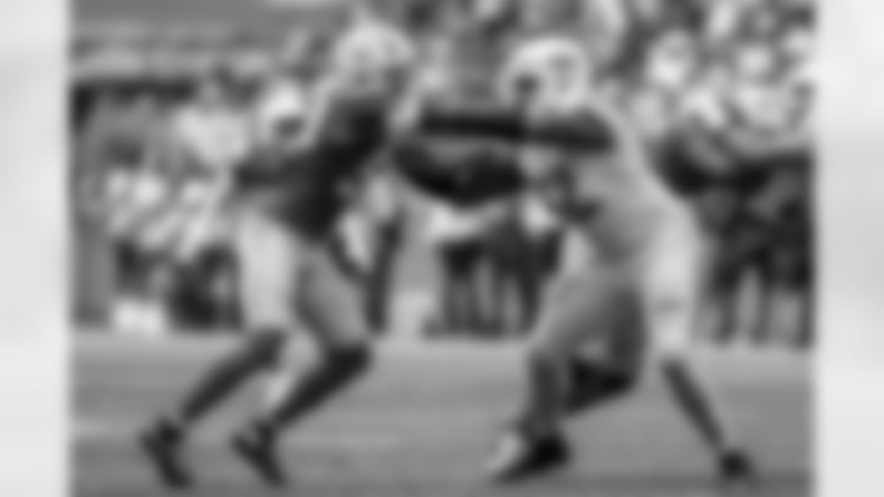 Take a look back at the best photos of the Chargers 2025 draft class in their inaugural NFL campaign.