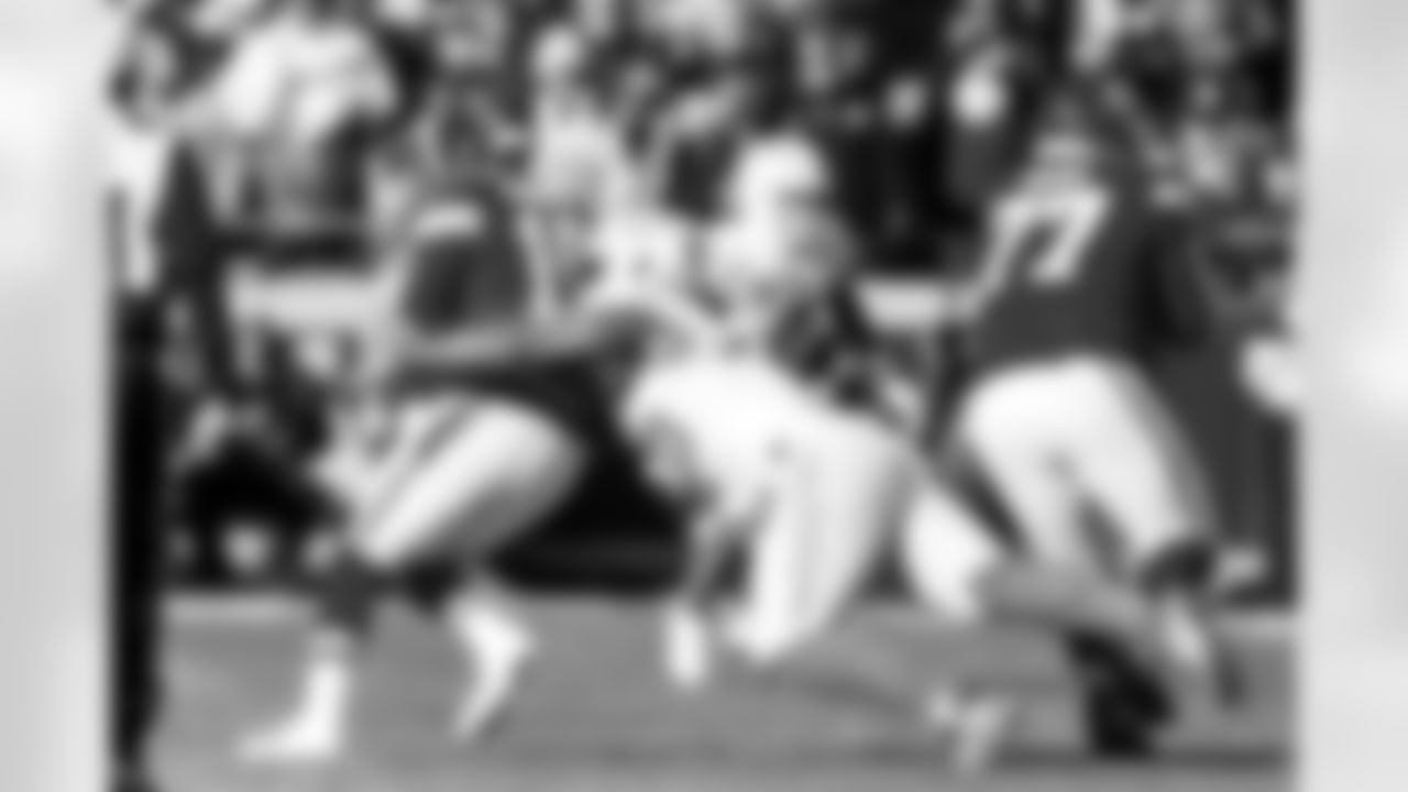 OLB Tuli Tuipulotu (45)