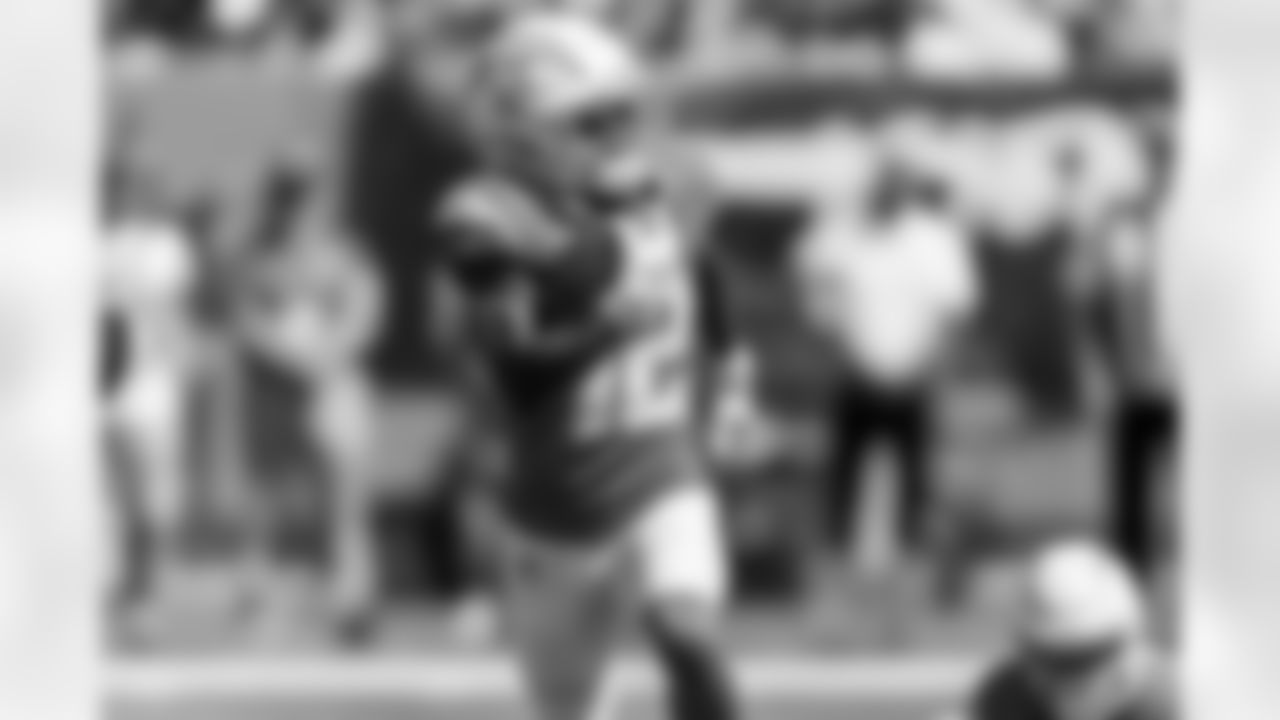 The Los Angeles Chargers play the Tennessee Titans on Sunday, September 17, 2023 at Nissan Stadium in Nashville, TN.
[FINAL SCORE: TEN 27 - LAC 24]