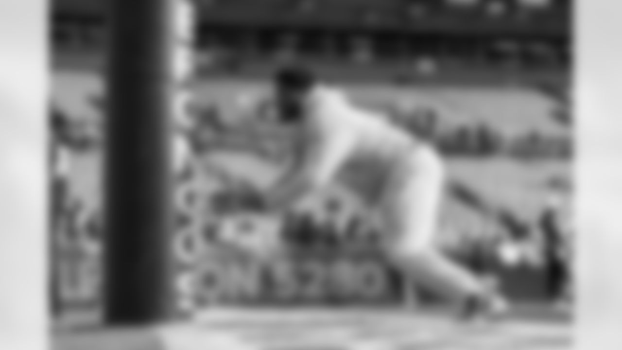 The Los Angeles Chargers play the Denver Broncos on Sunday, December 31, 2023 at Empower Field at Mile High in Denver, CO.
[FINAL SCORE: DEN 16 - LAC 9]