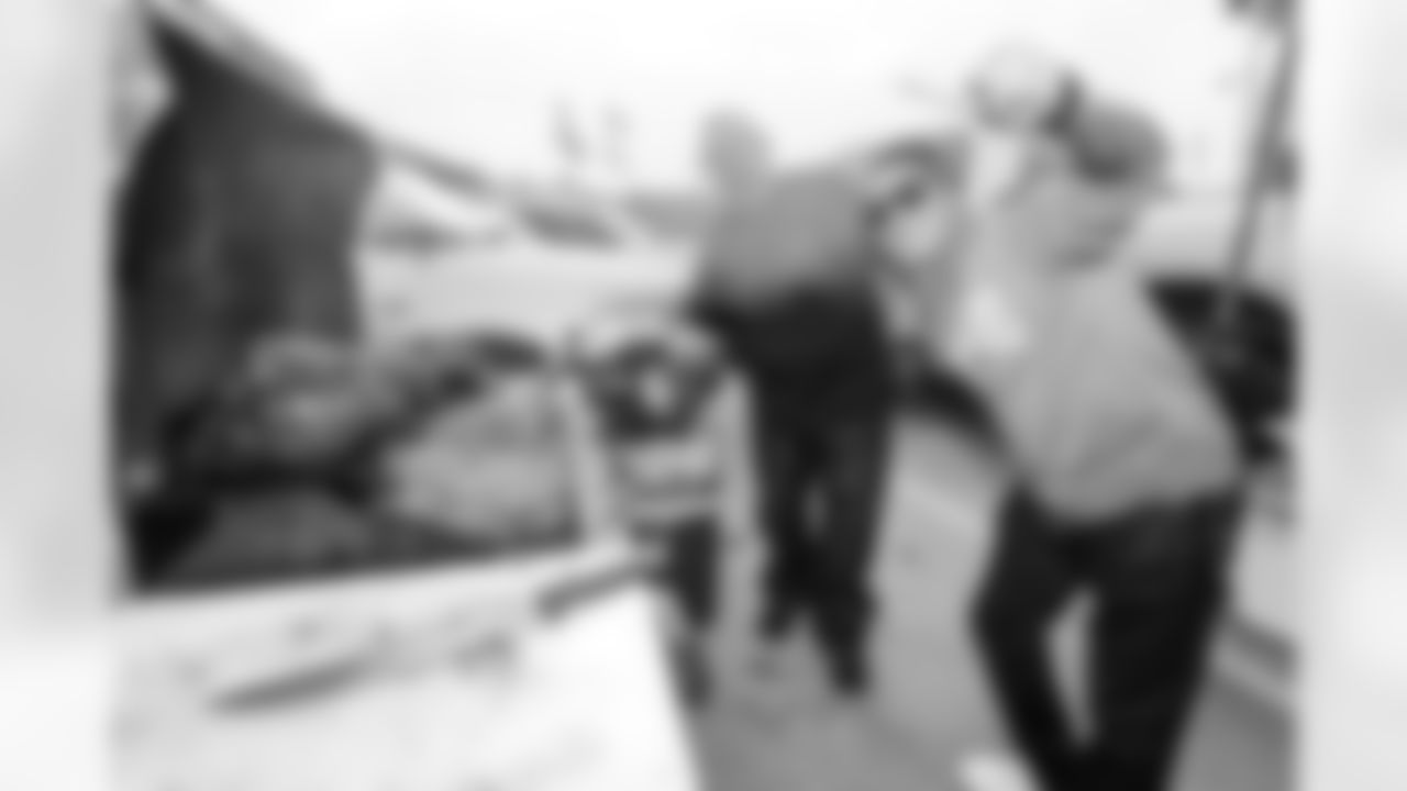 Fans joined the Bolt Fam at Pepsi Tailgate Central to get gameday ready for the Chargers' Week 13 clash with the Las Vegas Raiders.