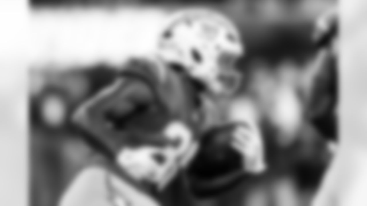 Check out the best shots from the Chargers Week 10 matchup against the Steelers!