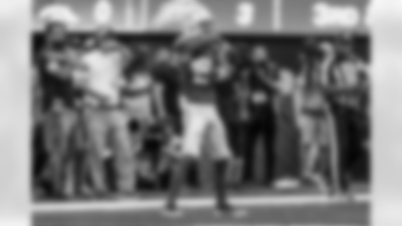 Take a look back at the best photos of the Chargers best celebrations of the 2025 season.