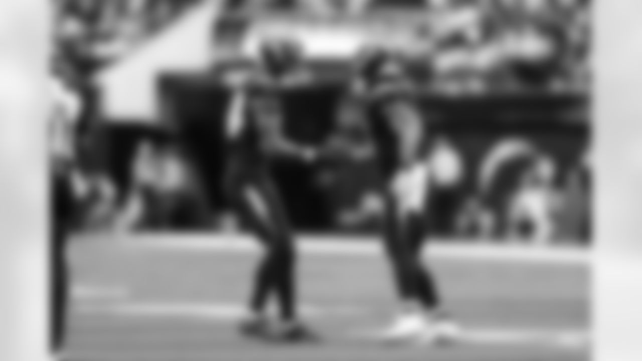 CB Benjamin St-Juste (24) and LB Denzel Perryman (6)