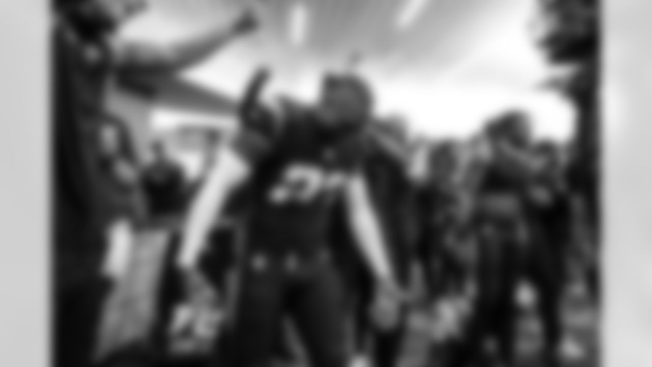 S Tony Jefferson (23)