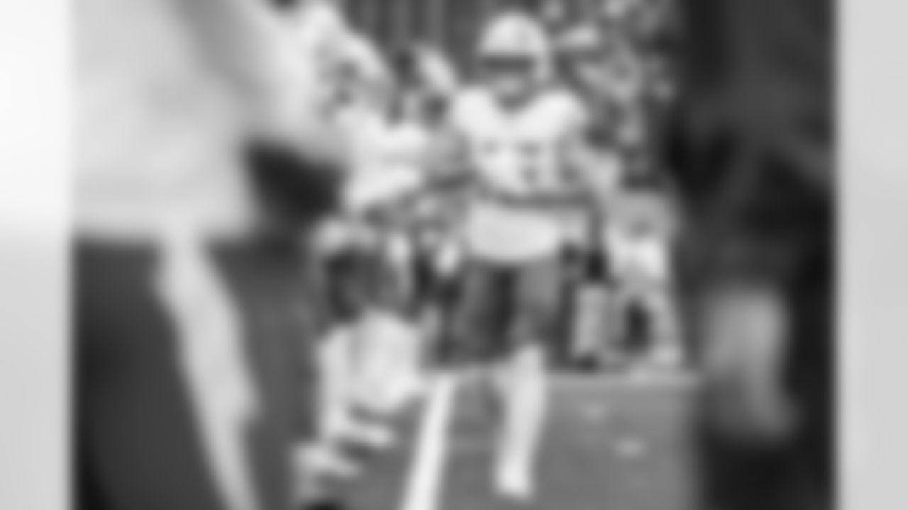 WR Ladd McConkey (15)