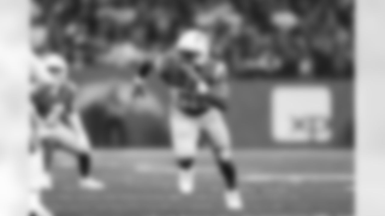 OLB Khalil Mack (52)