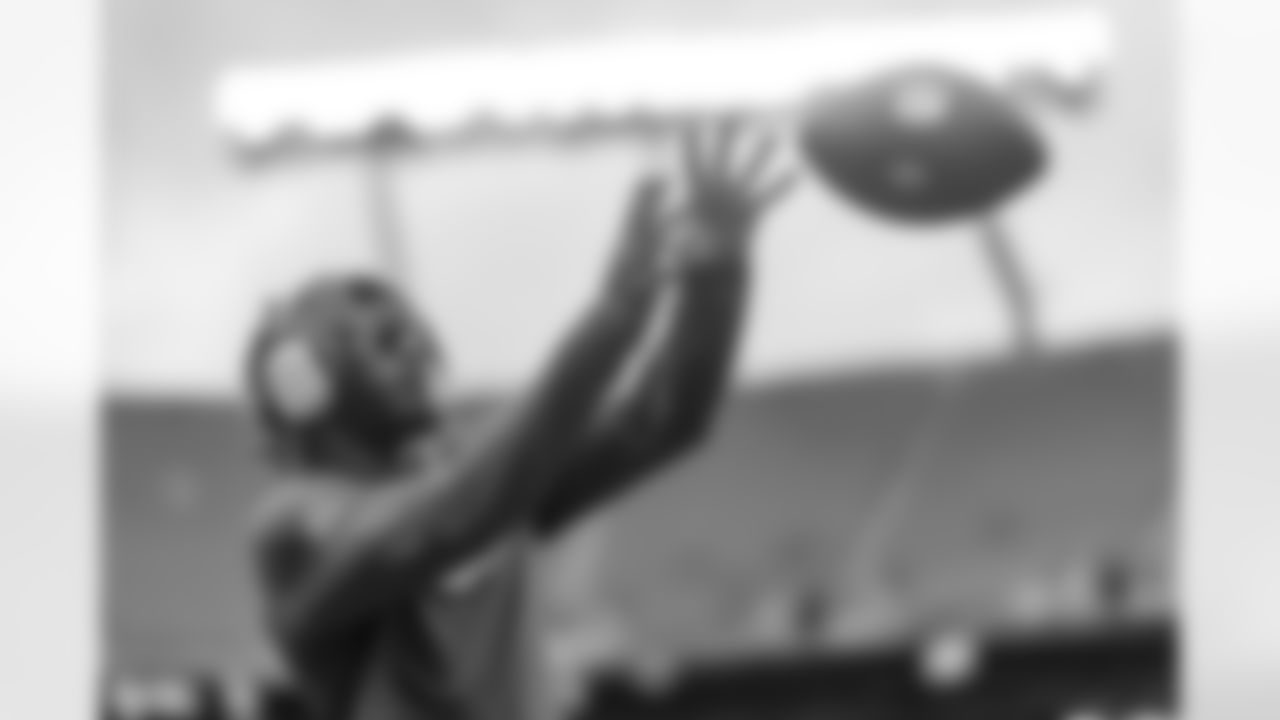 The Los Angeles Chargers play the Carolina Panthers on Sunday, September 15, 2024 at Bank of America Stadium in Charlotte, NC.
[FINAL SCORE: LAC 26 - CAR 3]