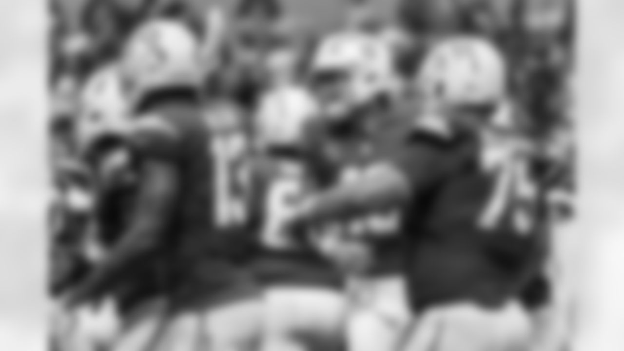 Take a look back at the best photos of Justin Herbert's 2025 campaign.