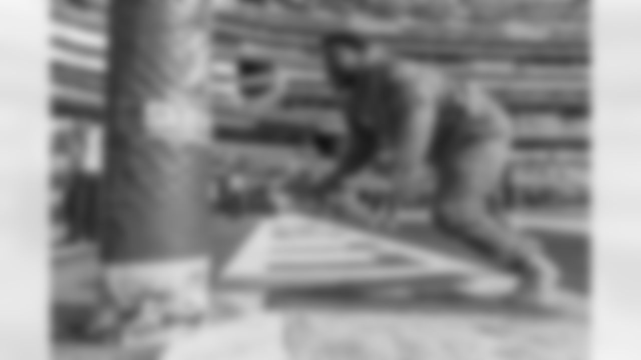 The Los Angeles Chargers play the Detroit Lions on Sunday, November 12, 2023 at SoFi Stadium in Inglewood, CA.
[FINAL SCORE: DET 41 - LAC 38]