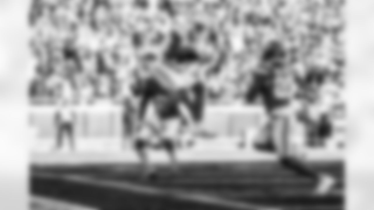 Take a look back at the Chargers Week 15 matchup with the Chiefs in monochrome.