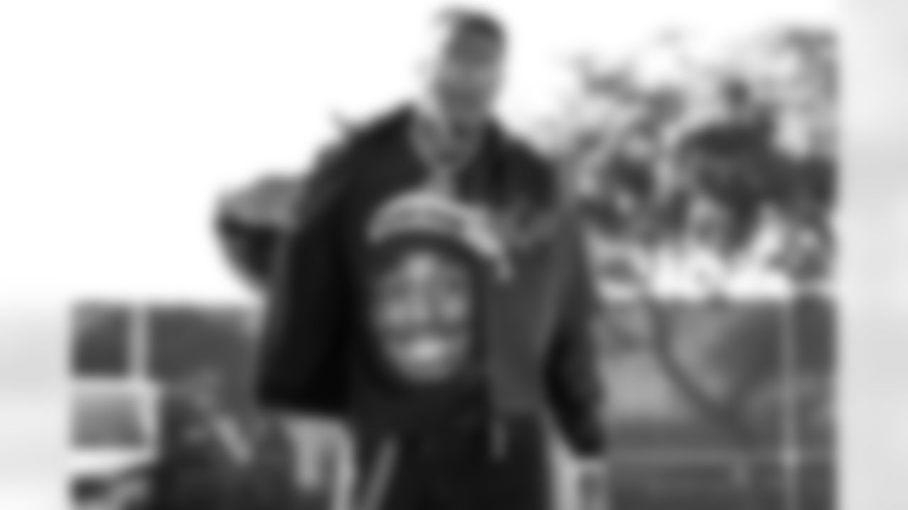 LB Daiyan Henley (0)