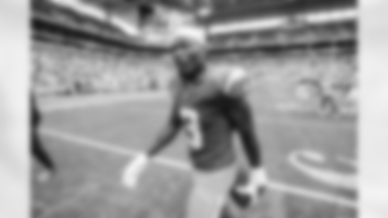 S Derwin James Jr. (3)