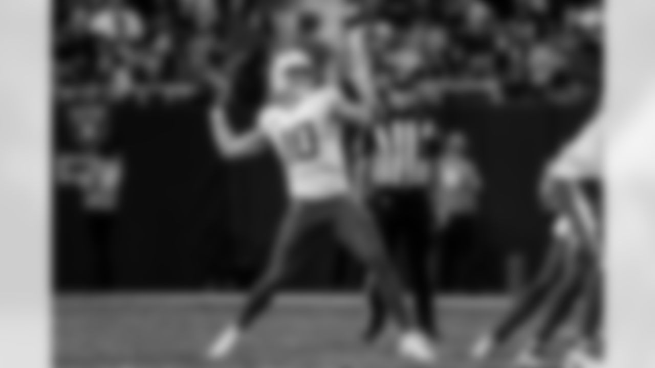 Check out the best shots from the Chargers Week 2 matchup against the Raiders!
