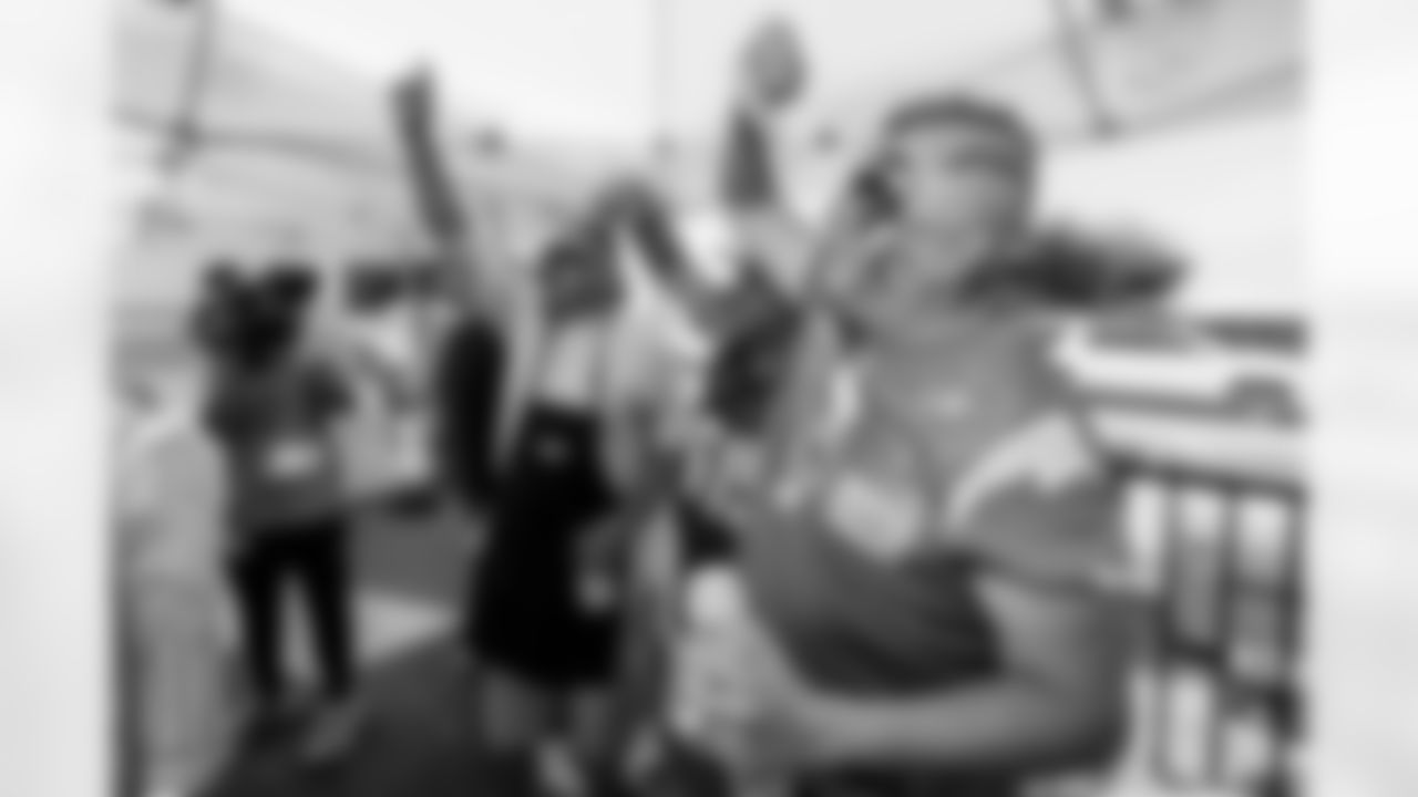 The Los Angeles Chargers play the Denver Broncos on Sunday, September 21, 2025 at SoFi Stadium in Inglewood, CA.
[FINAL SCORE: LAC 23 - DEN 20]