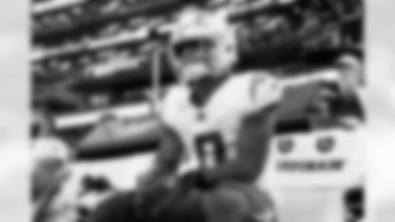 Check out the best shots from the Chargers Week 16 matchup against the Cowboys!