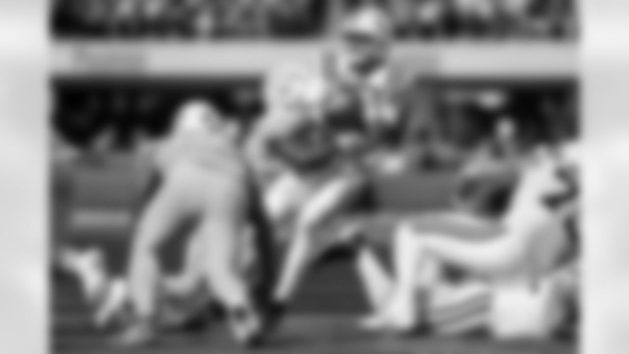 Check out the best shots from the Chargers Week 7 matchup against the Colts!