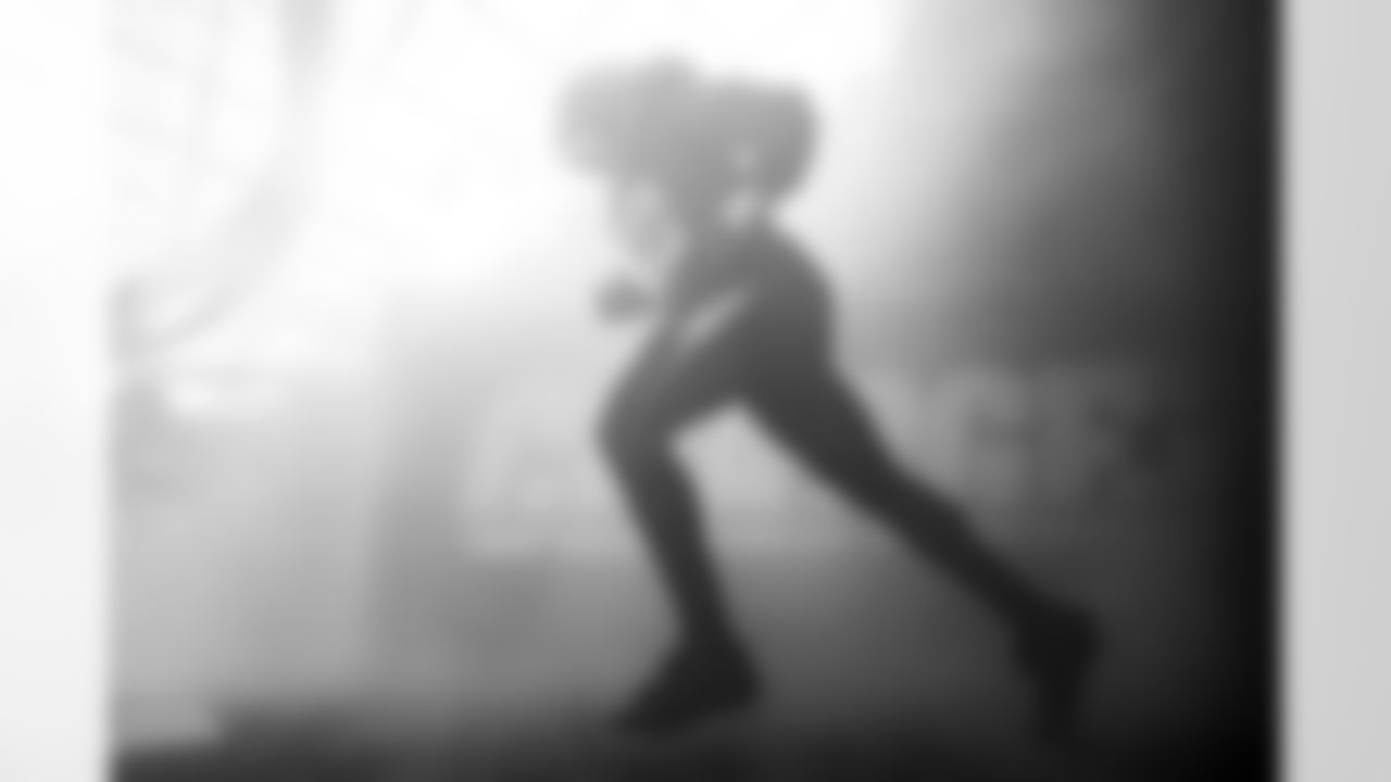 OLB Khalil Mack (52)