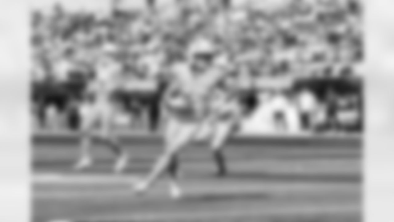 WR Ladd McConkey (15)