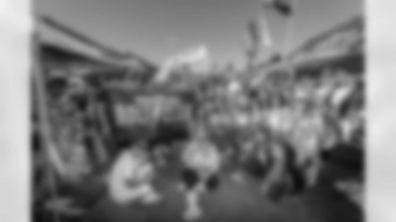 The Los Angeles Chargers play the Cincinnati Bengals on Sunday, November 17, 2024 at SoFi Stadium in Inglewood, CA.
[FINAL SCORE: LAC 34 - CIN 27]