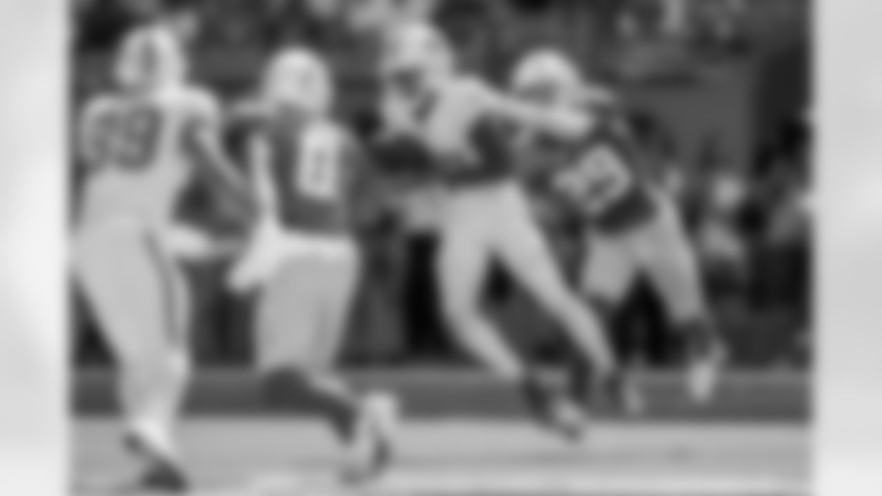 Check out the best shots from the Chargers Week 6 matchup against the Dolphins!