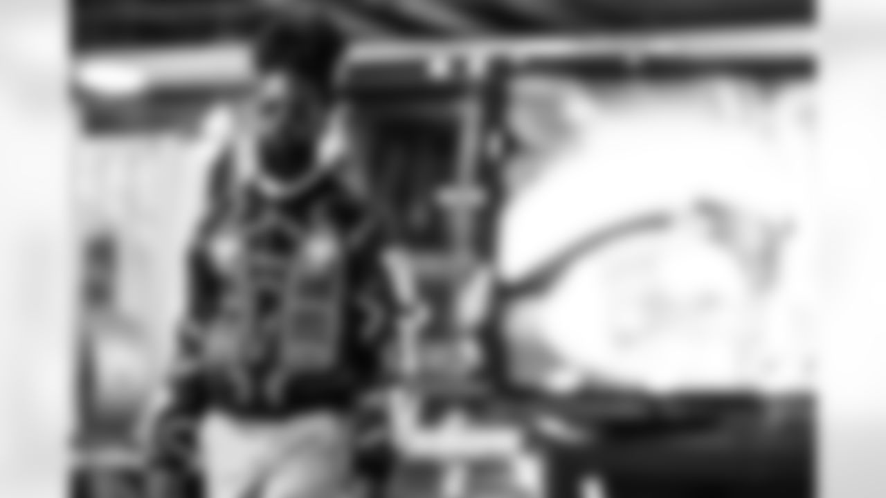 CB Donte Jackson (26)