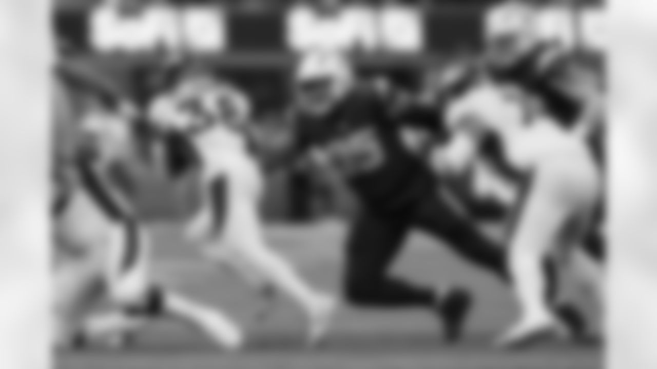 The Los Angeles Chargers play the Denver Broncos on Sunday, December 10, 2023 at SoFi Stadium in Inglewood, CA.
[FINAL SCORE: DEN 24 - LAC 7]