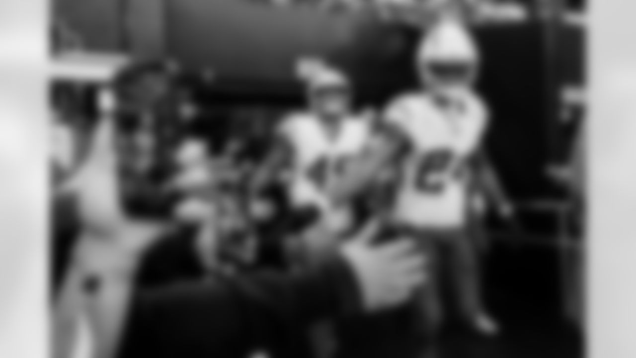 Check out the best shots from the Chargers Week 16 matchup against the Cowboys!