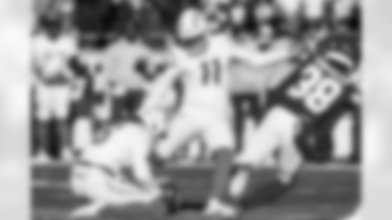 Check out the best shots from the Chargers Week 15 matchup against the Chiefs!