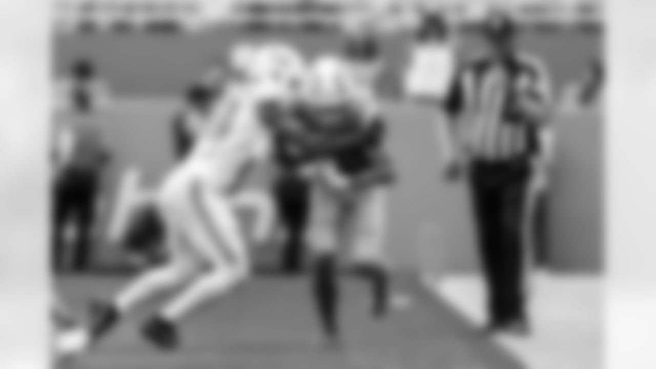 WR Ladd McConkey (15)