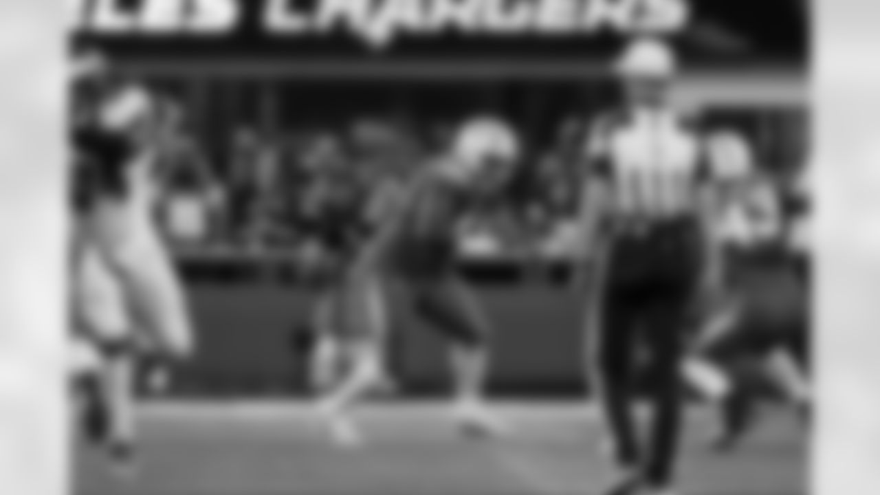 DL Da'Shawn Hand (91)