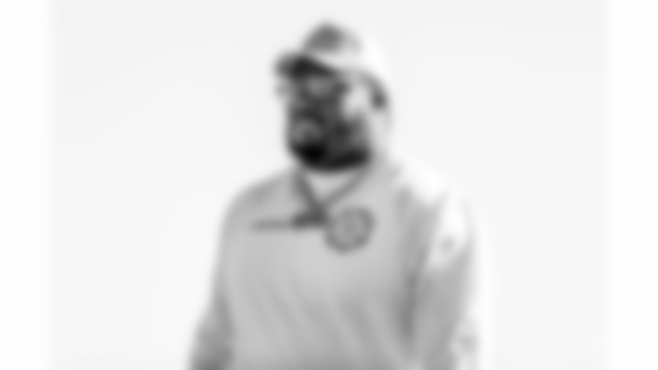 Take a look back at the Chargers Week 10 matchup with the Steelers in monochrome.