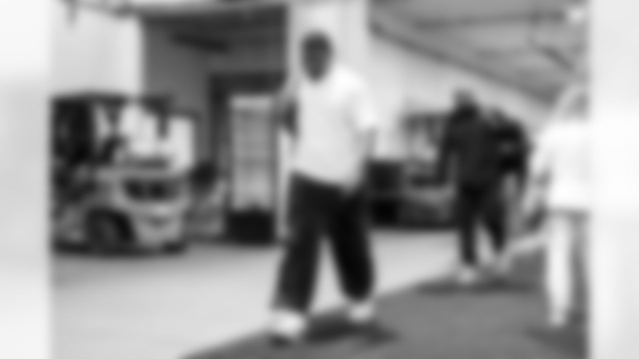 OLB Khalil Mack (52)