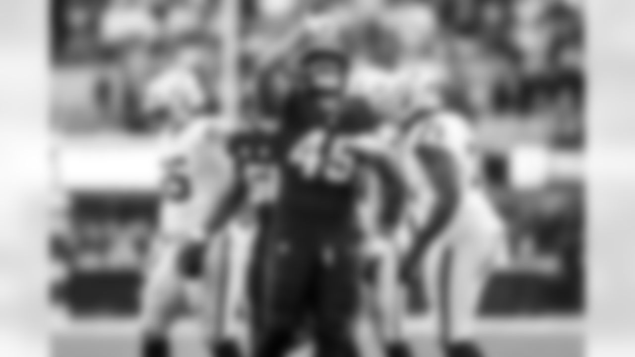 OLB Tuli Tuipulotu (45)