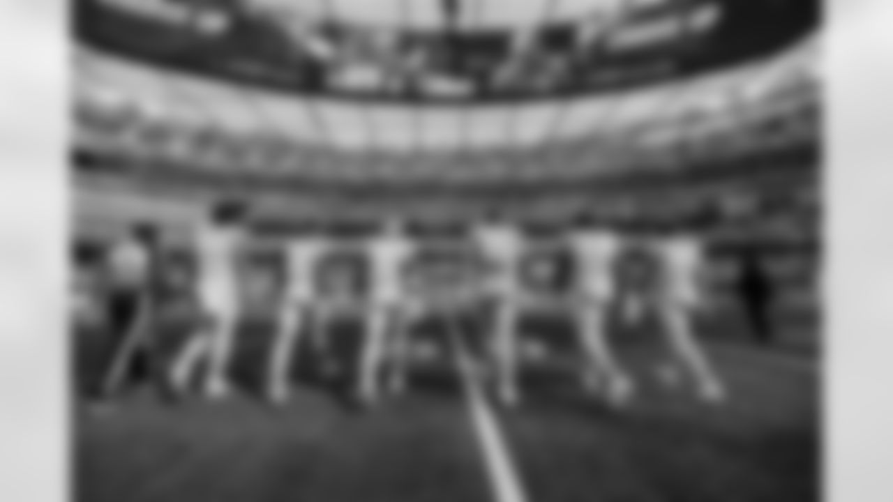 Check out the best shots from the Chargers Week 7 matchup against the Colts!