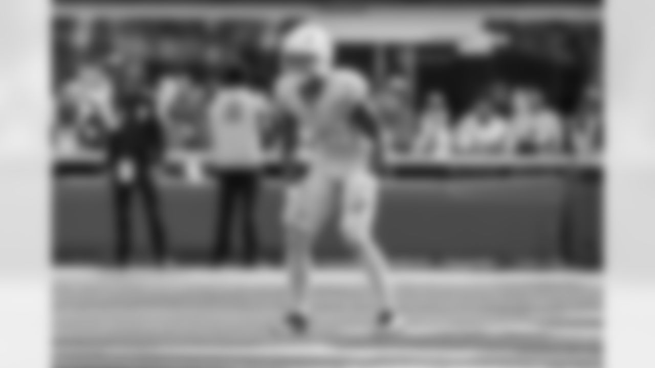 Take a look at the best photos of Chargers 2026 free agent Benjamin St-Juste