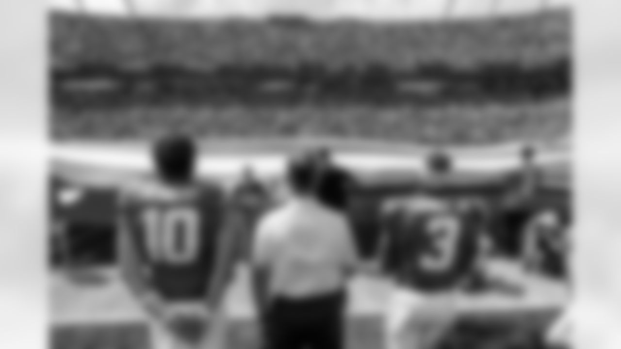 The Los Angeles Chargers play the Carolina Panthers on Sunday, September 15, 2024 at Bank of America Stadium in Charlotte, NC.
[FINAL SCORE: LAC 26 - CAR 3]