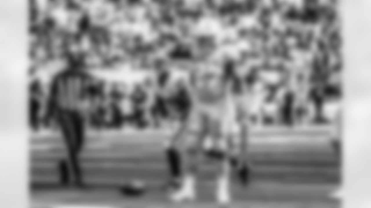 The Los Angeles Chargers play the Las Vegas Raiders on Sunday, September 8, 2024 at SoFi Stadium in Inglewood, CA.
[FINAL SCORE: LAC 22 - LV 10]