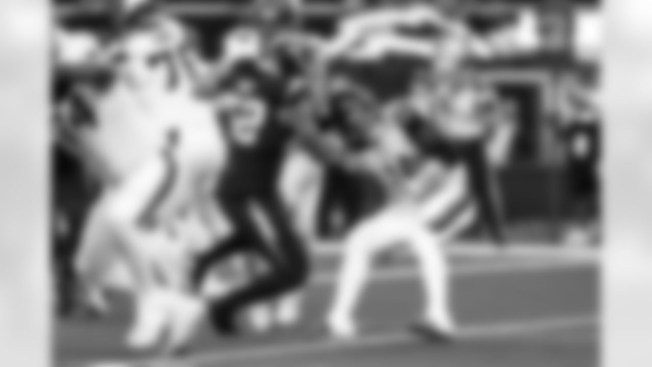 OLB Khalil Mack (52)
