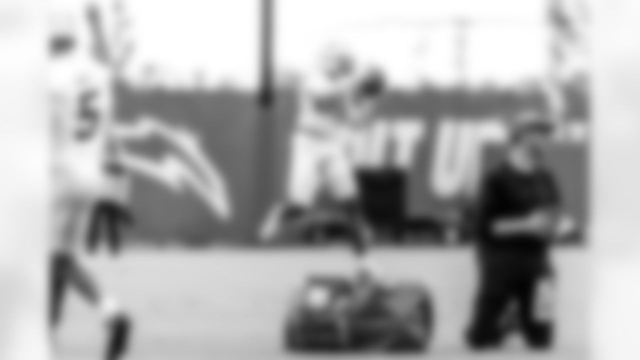 Los Angeles Chargers players participate in Phase 3 of the offseason program on Tuesday, June 3, 2025 at The Bolt in El Segundo, CA.