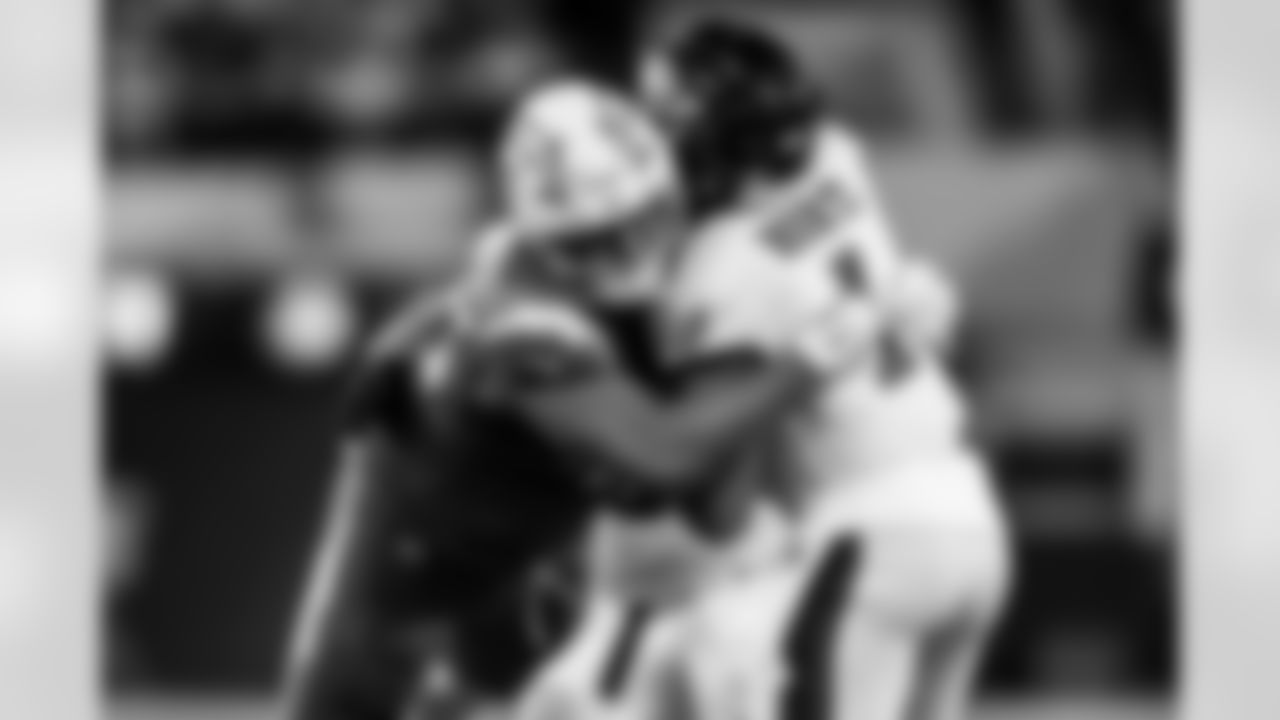 Take a look back at the best photos of Tuli Tuipulotu's 2025 campaign.