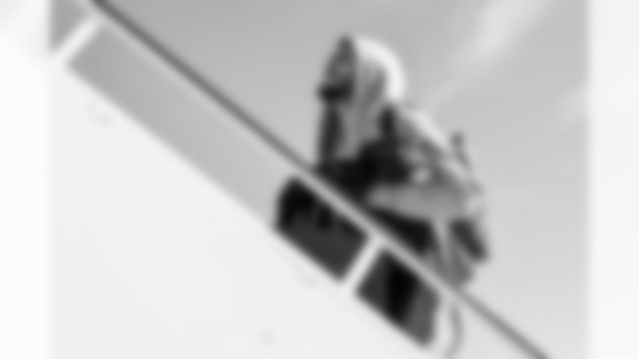 Los Angeles Chargers LB Troy Dye (43) travels to New England on Friday, Jan. 9, 2025 for the Wild Card matchup against the New England Patriots.