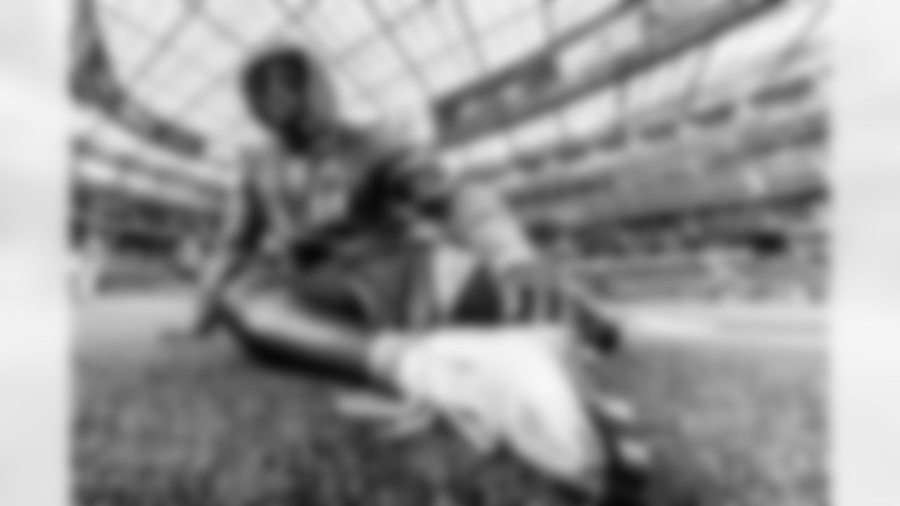 Take a look back at the Chargers Week 10 matchup with the Steelers in monochrome.