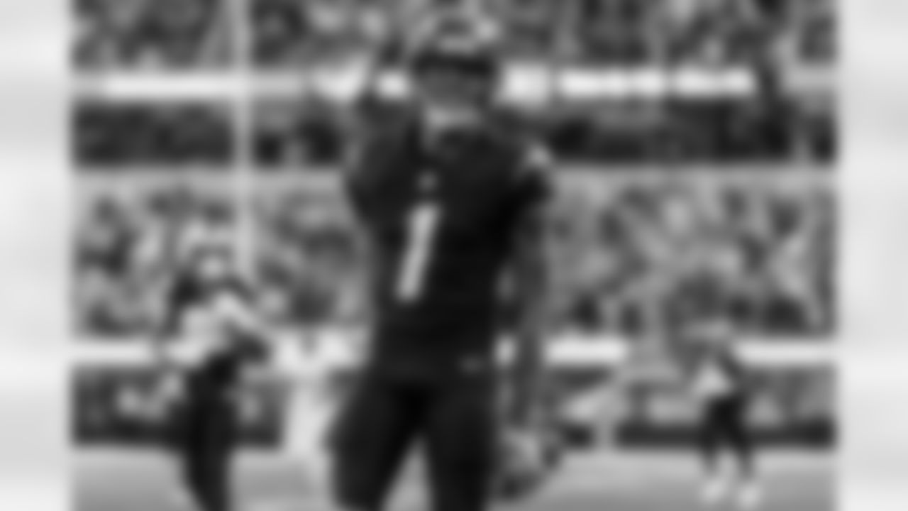 Check out the best shots from the Chargers Week 17 matchup against the Texans!