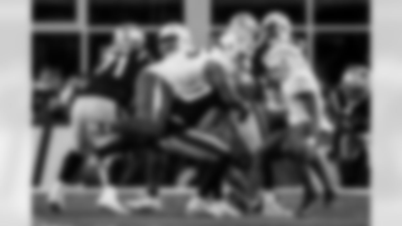 Take a look back at the best photos of Tuli Tuipulotu's 2025 campaign.